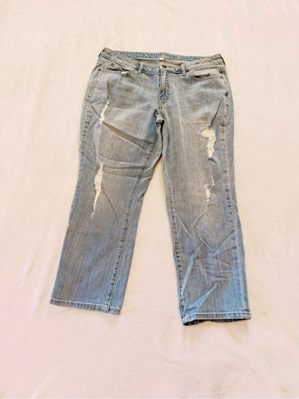 Jennifer Lopez Men's Light Blue Distressed Relaxed Jeans